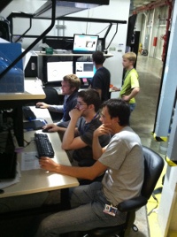 Leonard lab students at Argonne National Lab